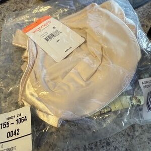 NWT WARNER SIGNATURE SUPPORT 38C